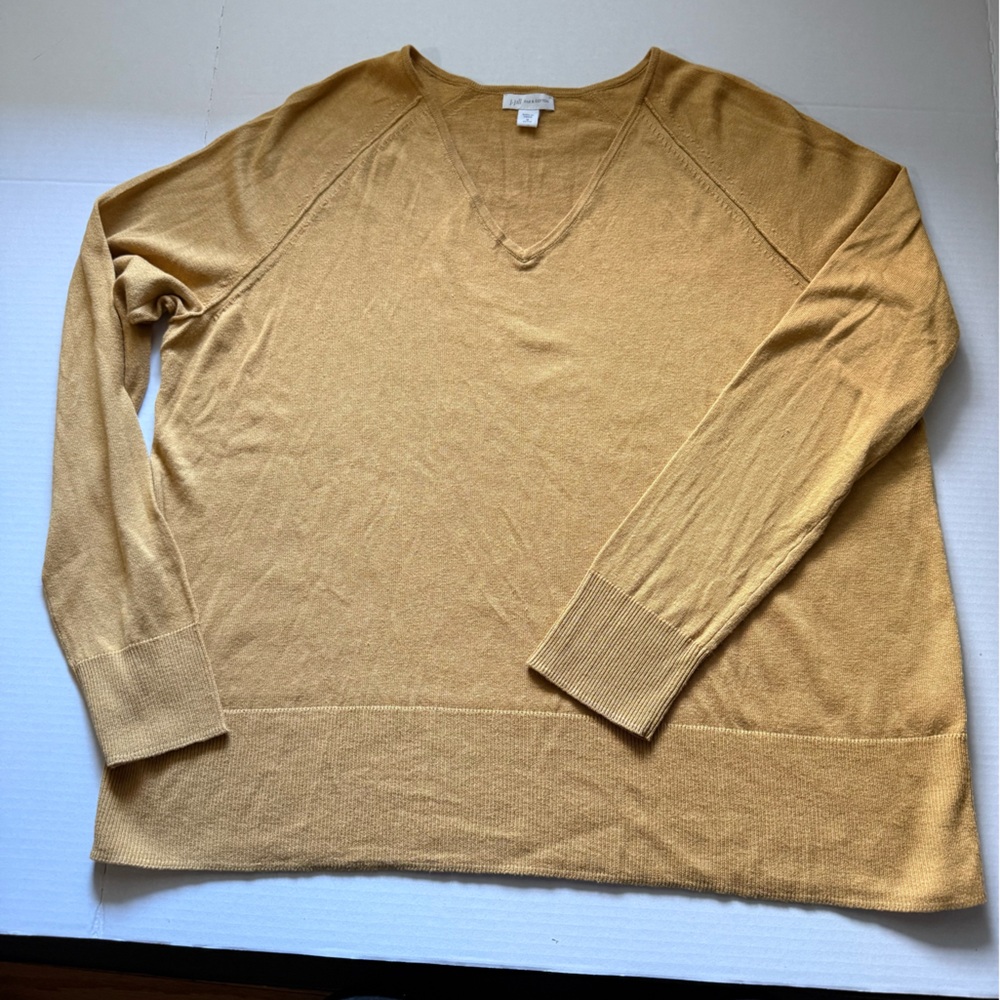 Beautiful camel color J Jill v neck sweater